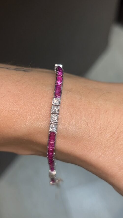Pulsera de rubíes con diamantes